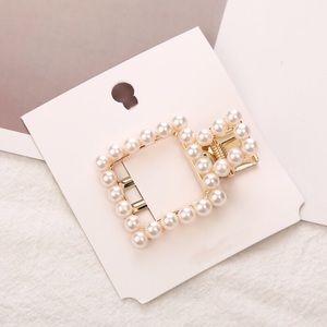 🆕 Square Pearl Hair Clip